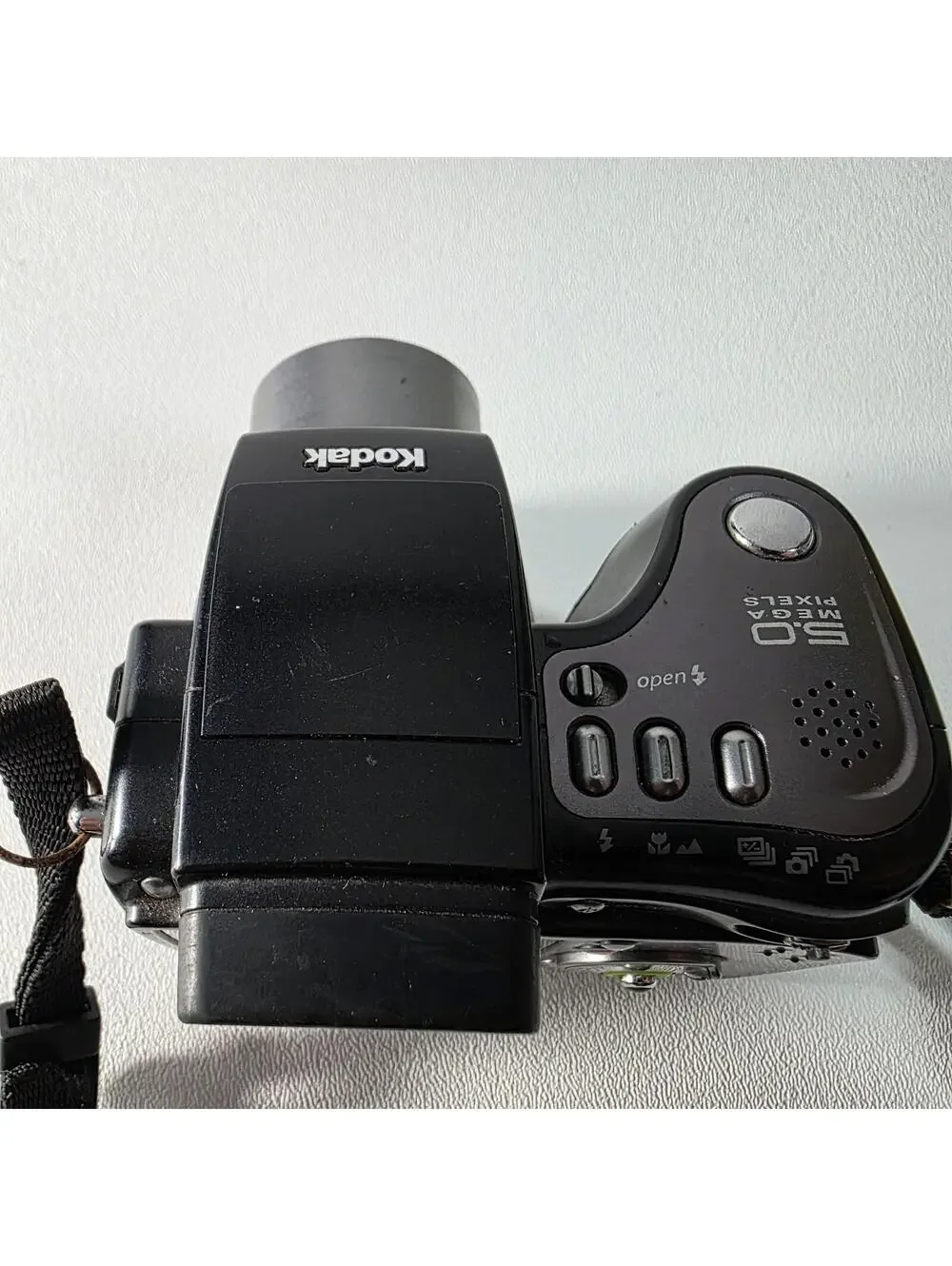 Kodak EasyShare DX7590 Camera 5MP Digital 10X Zoom Broken Flash